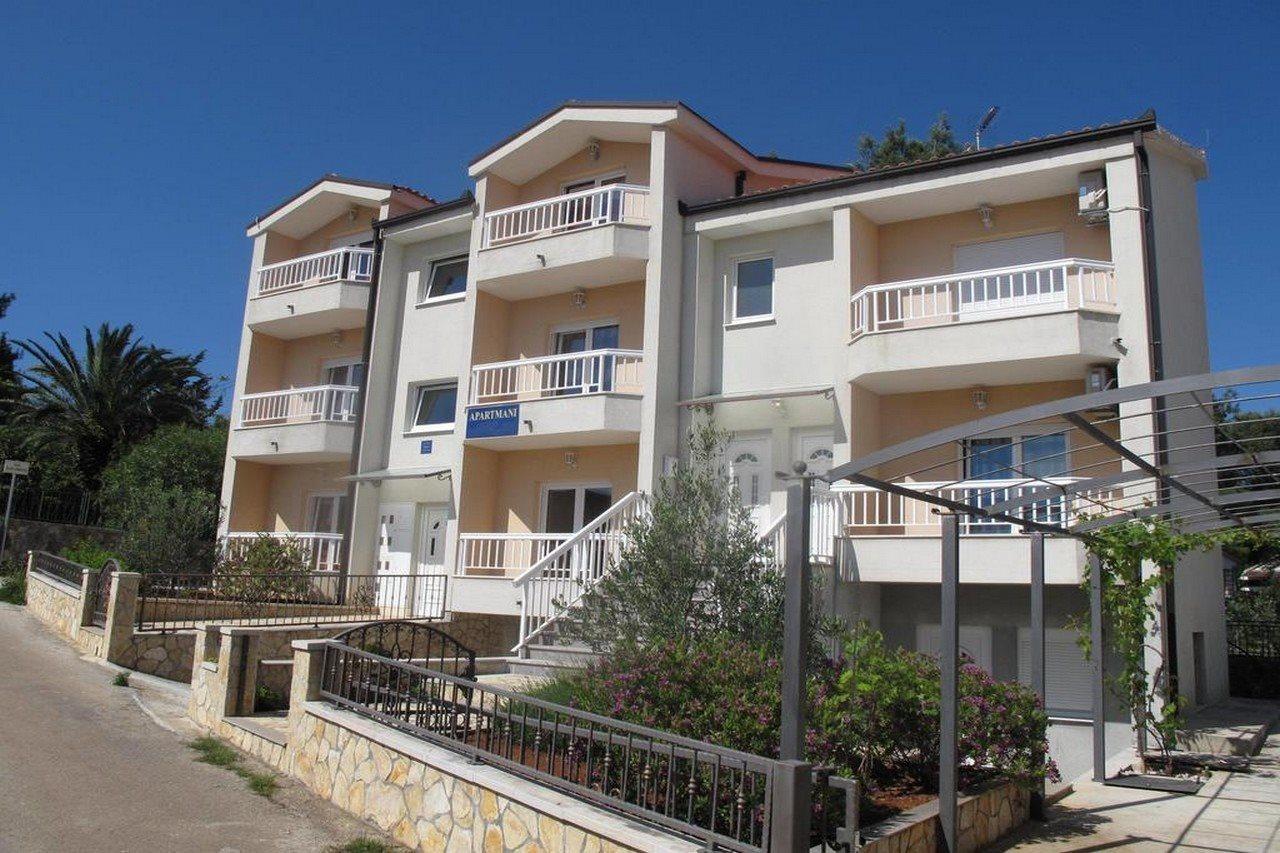 Apartments Mia Stari Grad  Ngoại thất bức ảnh