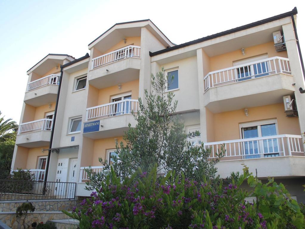 Apartments Mia Stari Grad  Ngoại thất bức ảnh