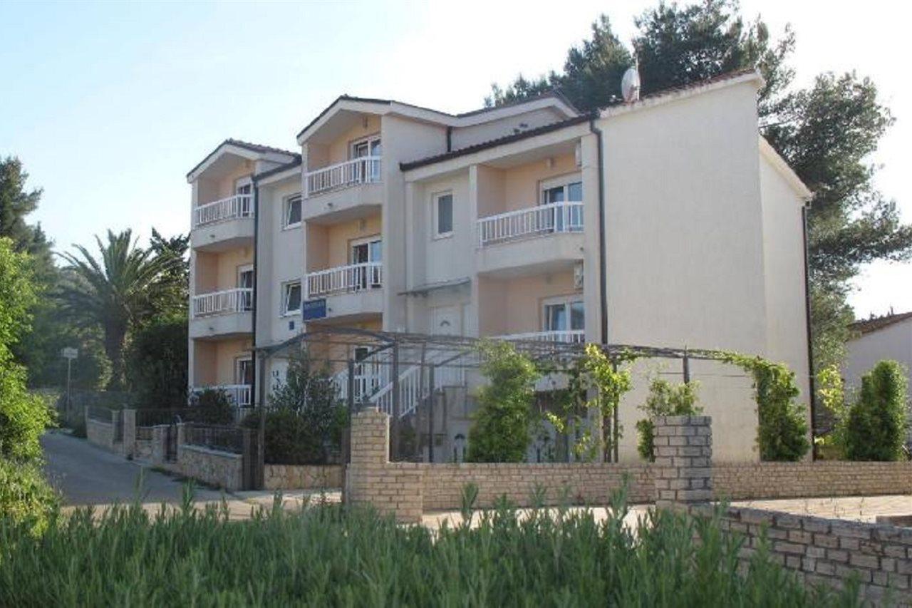 Apartments Mia Stari Grad  Ngoại thất bức ảnh