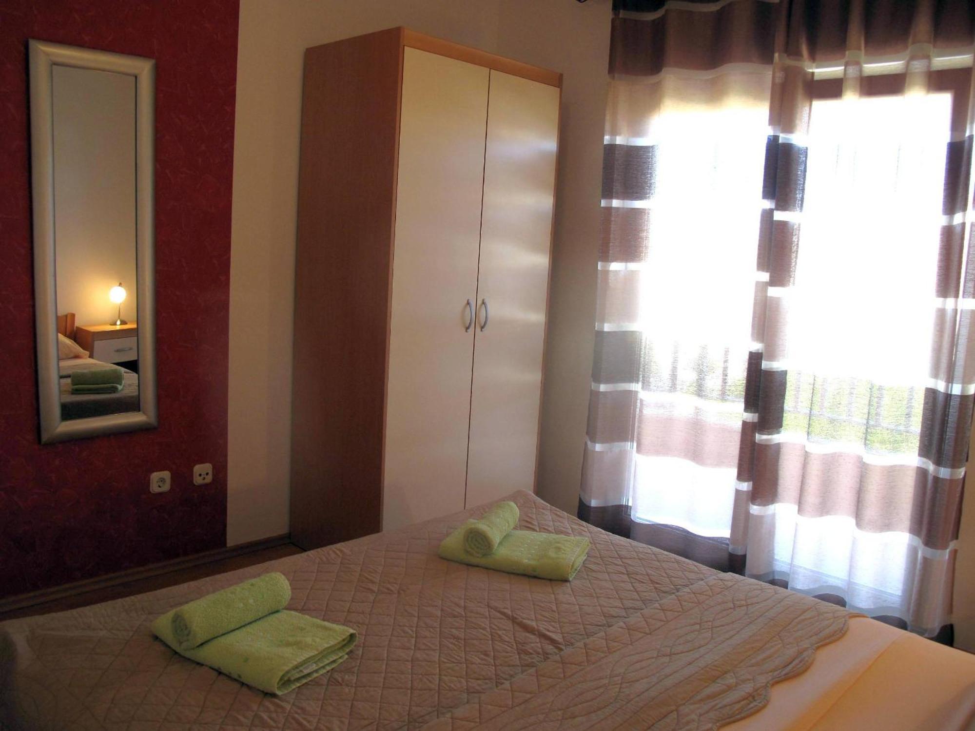 Apartments Mia Stari Grad  Phòng bức ảnh